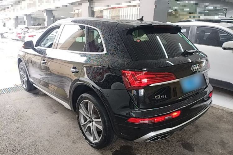 Used Audi Q5L 2022 45T Luxury Dynamic Model Rear Left 45 Deg