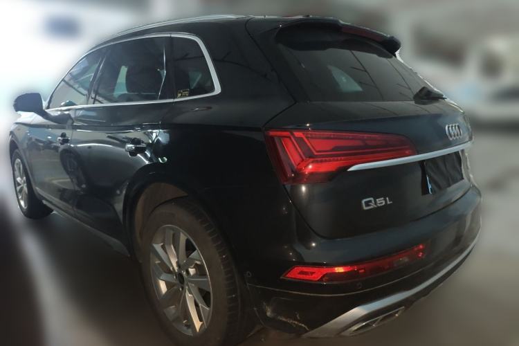 Used Audi Q5L 2022 40T Luxury Dynamic Model Rear Left 45 Deg