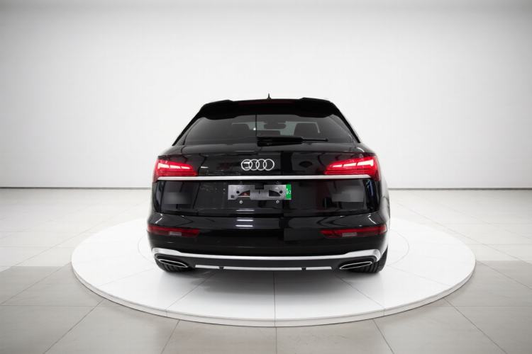 Used Audi Q5L 2022 40T Luxury Dynamic Model Rear