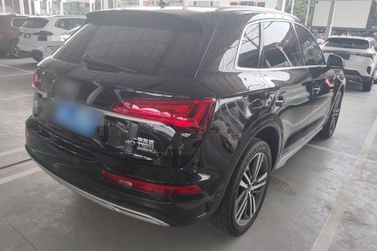 Used Audi Q5L 2022 40T Fashionable and Elegant Model Rear Right 45 Deg