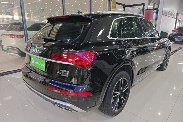 Used Audi Q5L 2022 40T Fashionable and Dynamic Model Rear Right 45 Deg