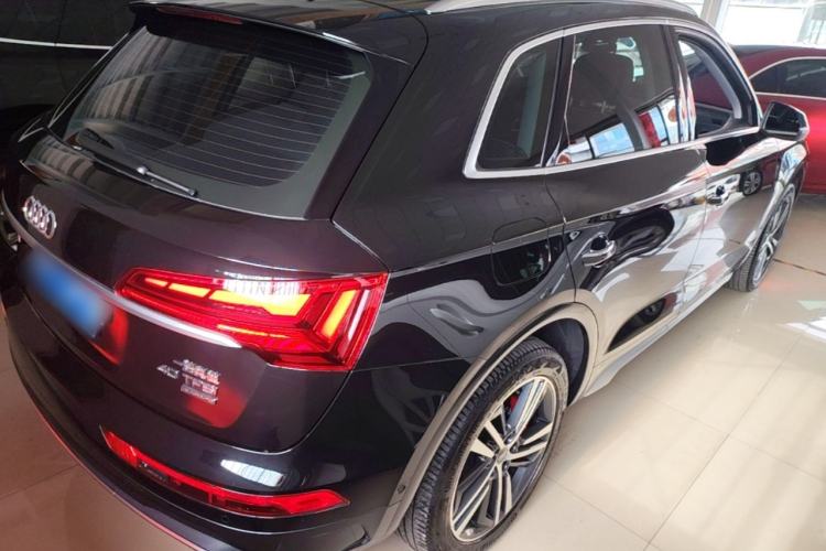 Used Audi Q5L 2022 Updated Version 40T Luxury Elegant Edition Rear Right 45 Deg