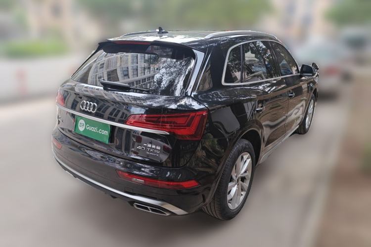 Used Audi Q5L 2022 40T Luxury Dynamic Model Rear Right 45 Deg