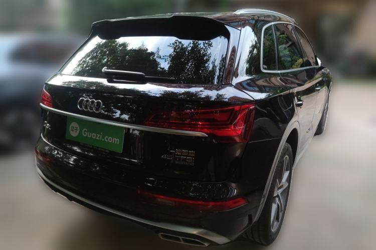 Used Audi Q5L 2022 45T Luxury Dynamic Model Rear Right 45 Deg