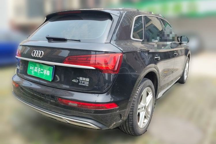 Used Audi Q5L 2022 40T Fashionable and Elegant Model Rear Right 45 Deg