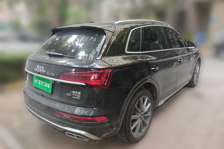 Used Audi Q5L 2022 40T Luxury Dynamic Model Rear Right 45 Deg
