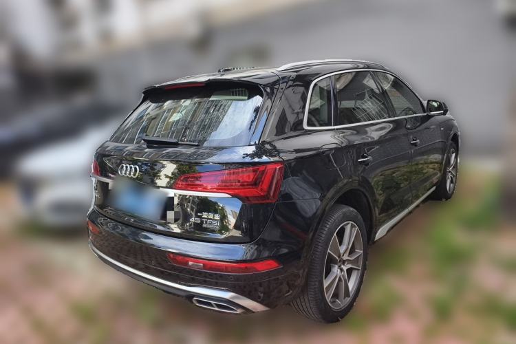 Used Audi Q5L 2022 45T Luxury Dynamic Model Rear Right 45 Deg