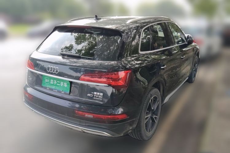 Used Audi Q5L 2022 40T Luxury Elegant Model Rear Right 45 Deg