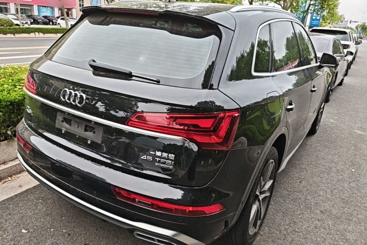 Used Audi Q5L 2022 Updated 45T Luxury Dynamic Version Rear Right 45 Deg