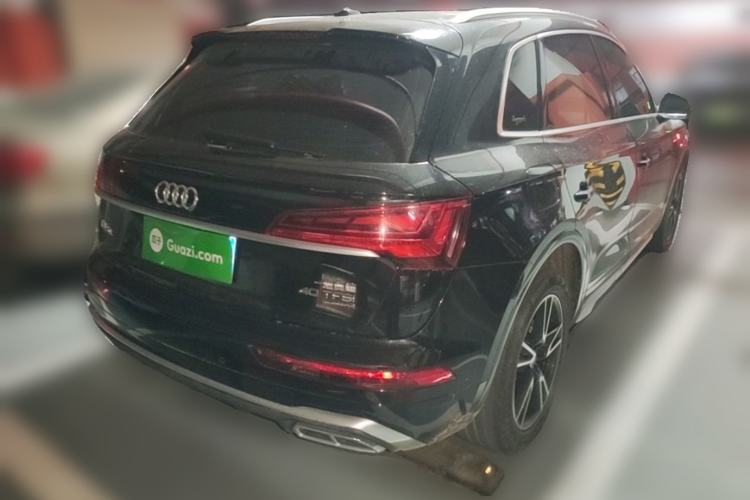 Used Audi Q5L 2022 40T Fashionable and Dynamic Model Rear Right 45 Deg