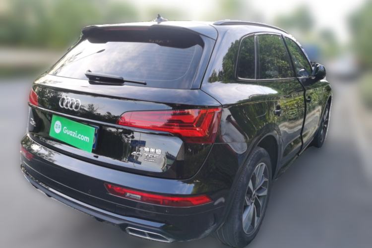 Used Audi Q5L 2022 40T Luxury Dynamic Model Rear Right 45 Deg