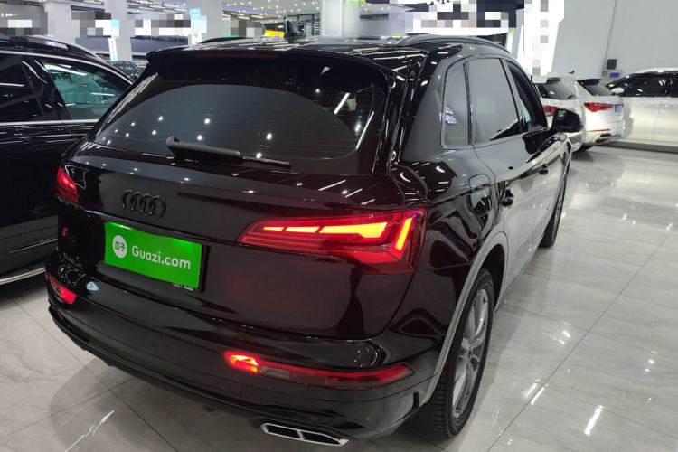 Used Audi Q5L 2022 40T Fashionable and Dynamic Model Rear Right 45 Deg