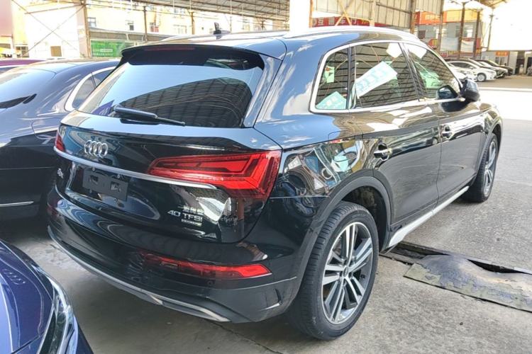 Used Audi Q5L 2022 40T Fashionable and Elegant Model Rear Right 45 Deg