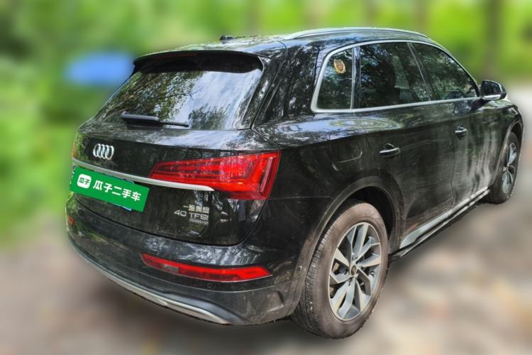Used Audi Q5L 2022 40T Luxury Elegant Model Rear Right 45 Deg