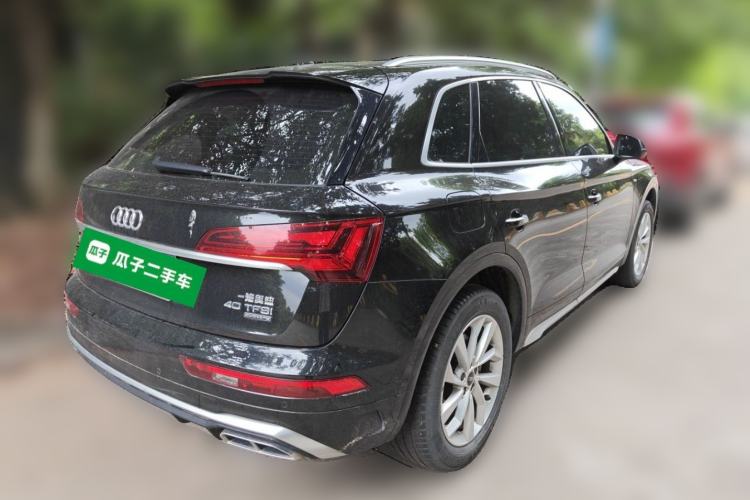 Used Audi Q5L 2022 40T Luxury Dynamic Model Rear Right 45 Deg