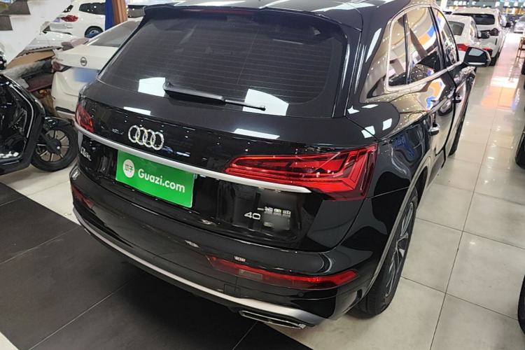 Used Audi Q5L 2022 40T Fashionable and Dynamic Model Rear Right 45 Deg