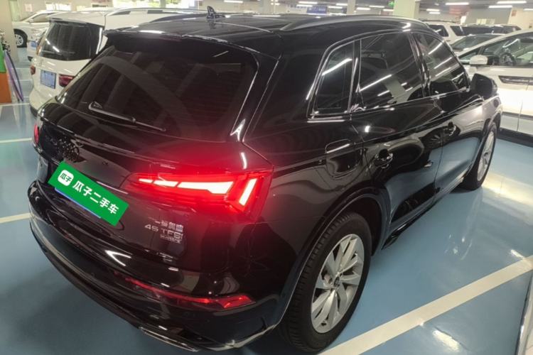 Used Audi Q5L 2022 Updated Version 40T Luxury Elegant Edition Rear Right 45 Deg