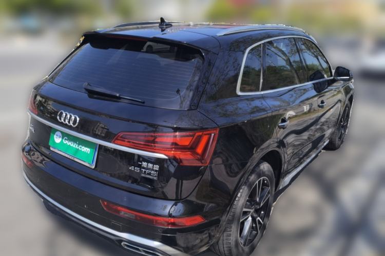 Used Audi Q5L 2022 40T Fashionable and Dynamic Model Rear Right 45 Deg
