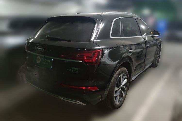 Used Audi Q5L 2022 40T Fashionable and Elegant Model Rear Right 45 Deg