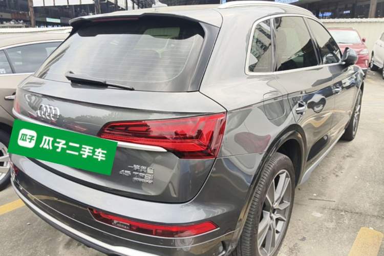 Used Audi Q5L 2022 Updated 45T Luxury Dynamic Version Rear Right 45 Deg