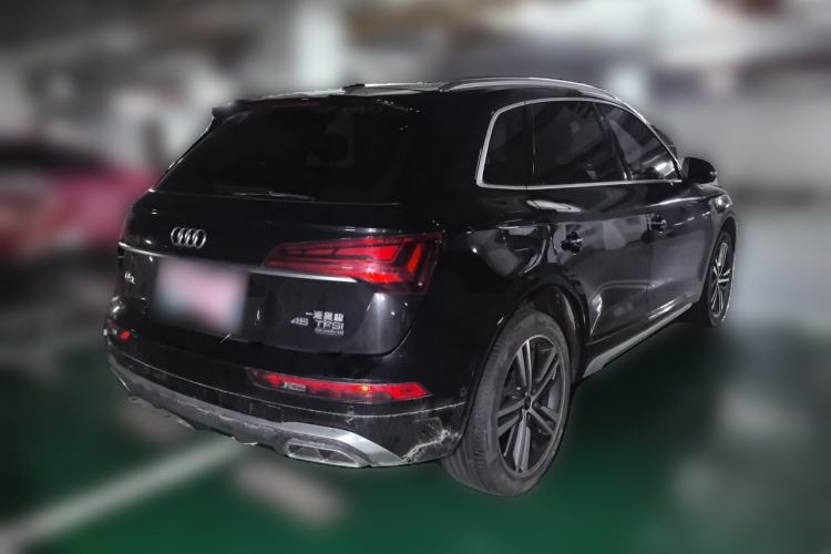 Used Audi Q5L 2022 45T Luxury Dynamic Model Rear Right 45 Deg