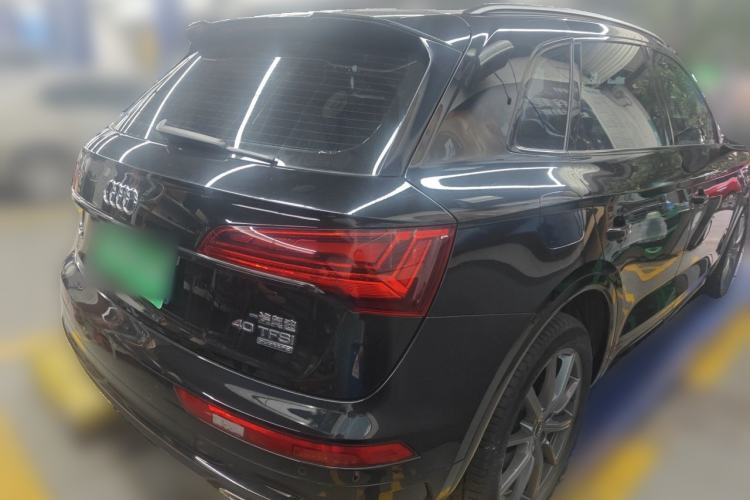 Used Audi Q5L 2022 40T Fashionable and Elegant Model Rear Right 45 Deg