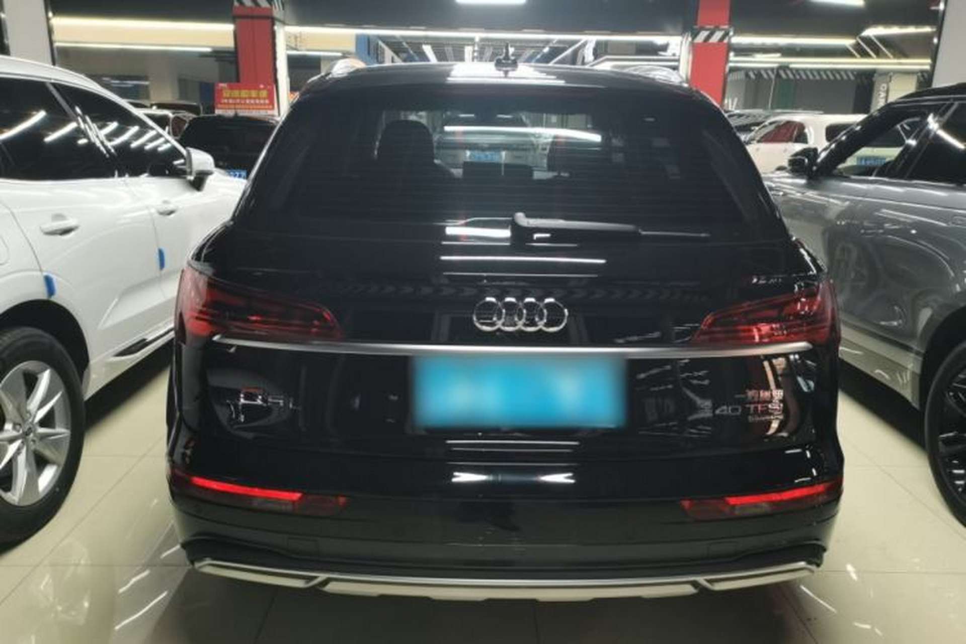 Used Audi Q5L 2022 40T Fashionable and Elegant Model Rear