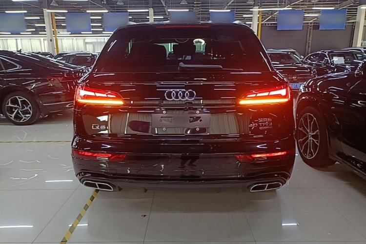 Used Audi Q5L 2022 40T Fashionable and Dynamic Model Rear