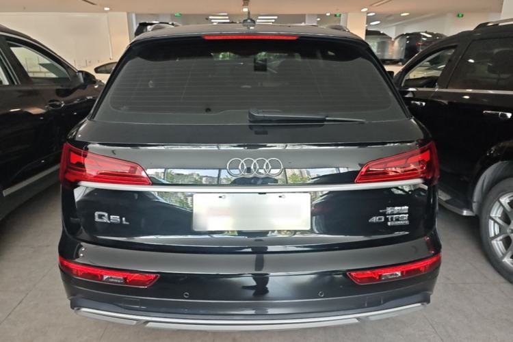 Used Audi Q5L 2022 40T Luxury Elegant Model Rear