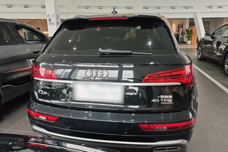 Used Audi Q5L 2022 40T Fashionable and Dynamic Model Rear