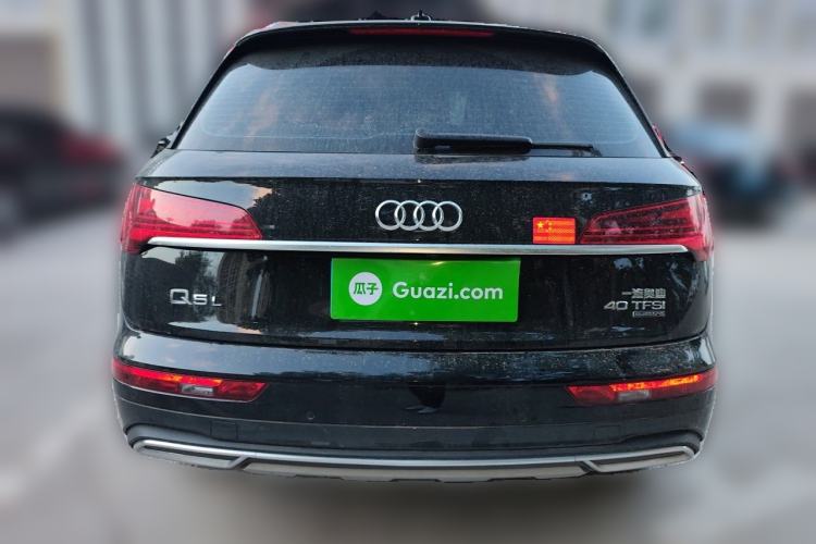 Used Audi Q5L 2022 40T Fashionable and Elegant Model Rear