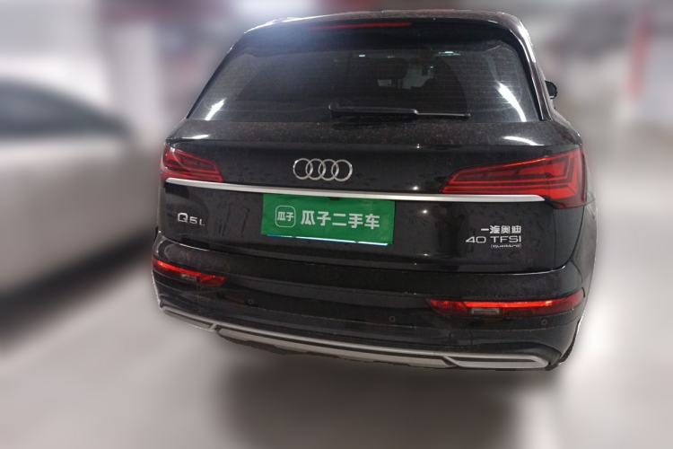 Used Audi Q5L 2022 40T Fashionable and Elegant Model Rear