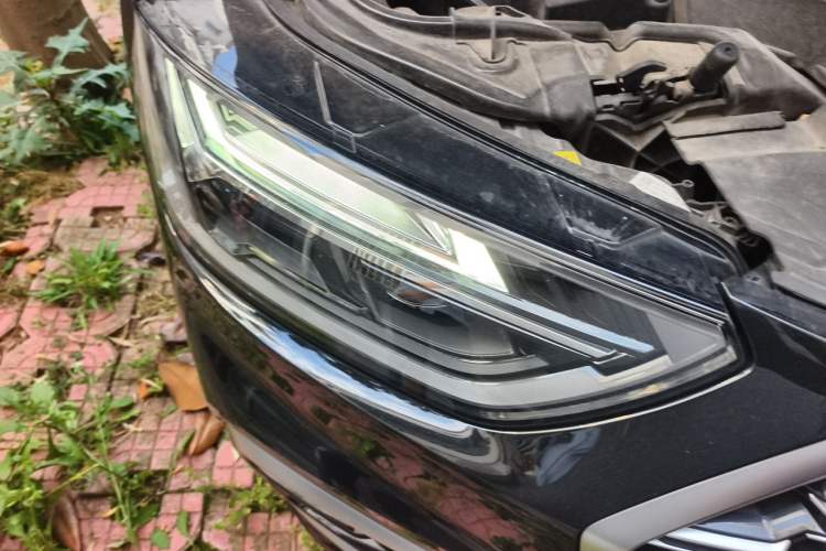 Used Audi Q5L 2022 45T Luxury Dynamic Model Right Front Headlight