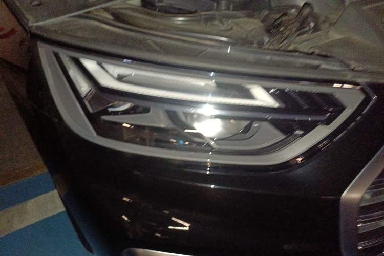 Used Audi Q5L 2022 Updated 45T Luxury Dynamic Version Right Front Headlight