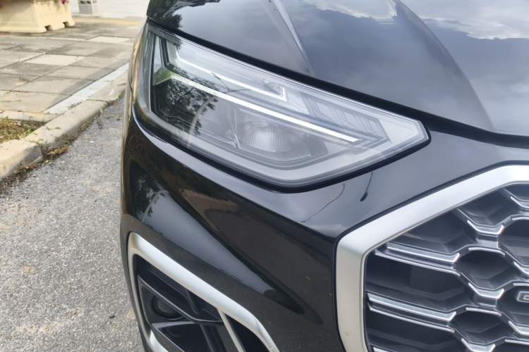 Used Audi Q5L 2022 45T Luxury Dynamic Model Right Front Headlight