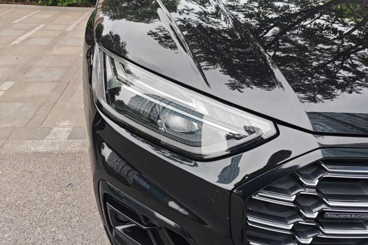 Used Audi Q5L 2022 Updated 40T Luxury Dynamic Edition Right Front Headlight
