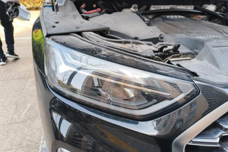 Used Audi Q5L 2022 45T Luxury Dynamic Model Right Front Headlight