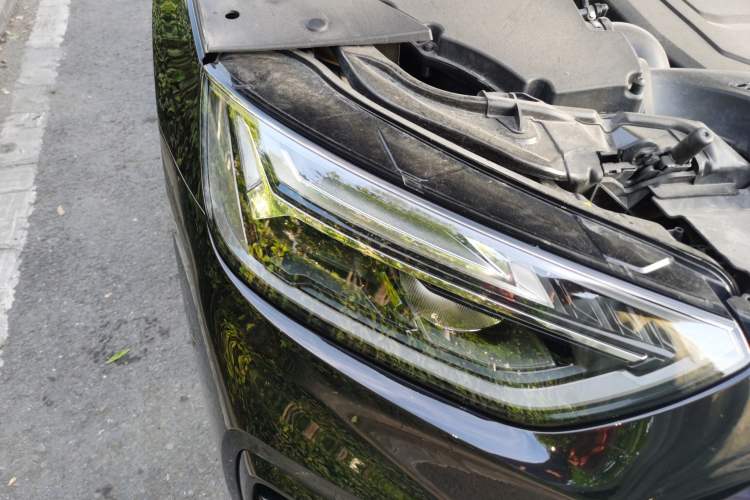 Used Audi Q5L 2022 40T Luxury Dynamic Model Right Front Headlight