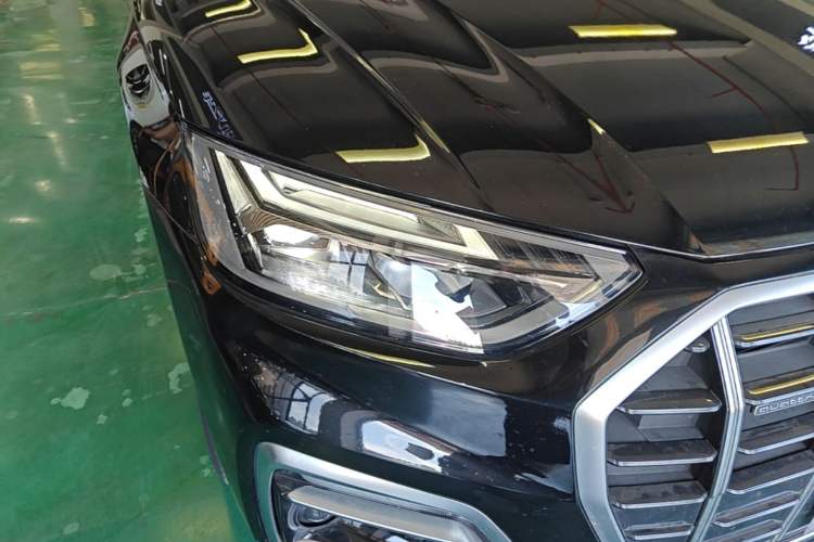 Used Audi Q5L 2022 Updated Version 40T Luxury Elegant Edition Right Front Headlight