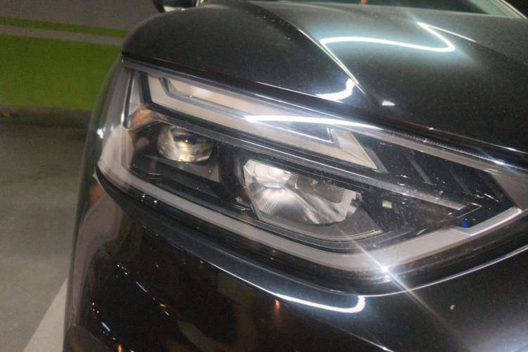Used Audi Q5L 2022 40T Luxury Dynamic Model Right Front Headlight