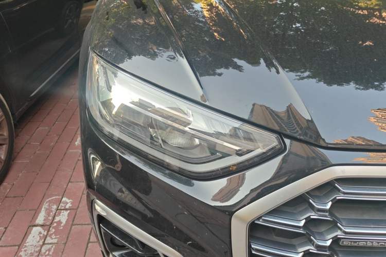 Used Audi Q5L 2022 40T Fashionable and Dynamic Model Right Front Headlight