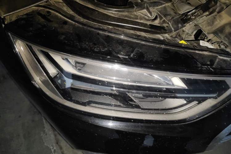Used Audi Q5L 2022 40T Fashionable and Dynamic Model Right Front Headlight