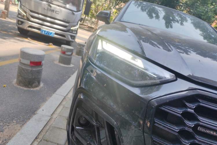 Used Audi Q5L 2022 Updated 40T Luxury Dynamic Edition Right Front Headlight