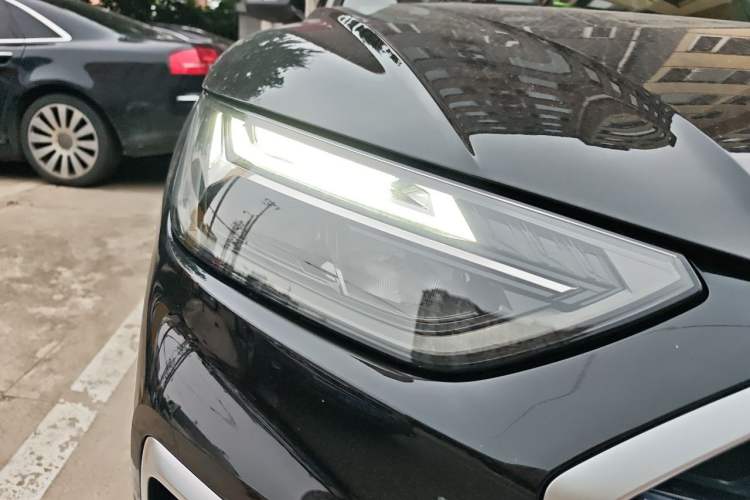 Used Audi Q5L 2022 45T Luxury Dynamic Model Right Front Headlight