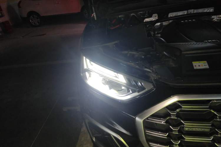 Used Audi Q5L 2022 45T Luxury Dynamic Model Right Front Headlight