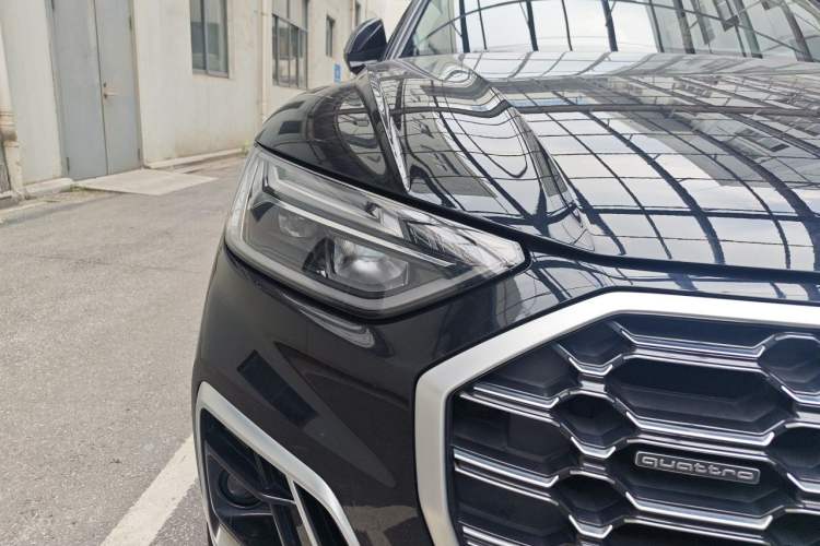 Used Audi Q5L 2022 Updated 40T Luxury Dynamic Edition Right Front Headlight