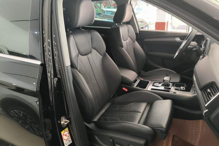Used Audi Q5L 2022 45T Luxury Dynamic Model Right Front Seat