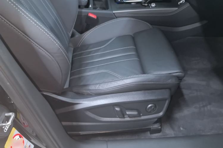 Used Audi Q5L 2022 Updated 40T Luxury Dynamic Edition Right Front Seat