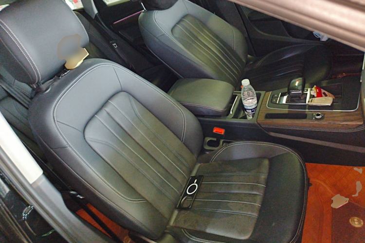 Used Audi Q5L 2022 Updated Version 40T Luxury Elegant Edition Right Front Seat