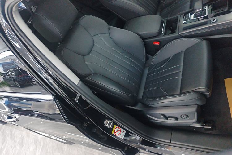 Used Audi Q5L 2022 Updated 40T Luxury Dynamic Edition Right Front Seat